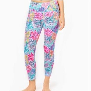 Lilly Pulitzer Luxletic Weekend High-Rise Leggings in Multi Splashdance Medium